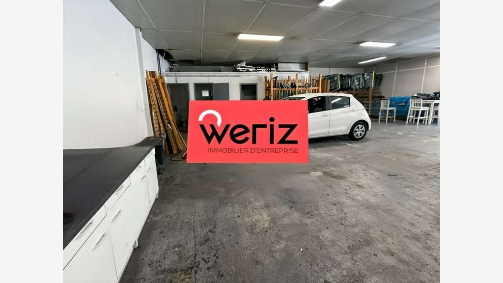 Local d'activités 200m² dans la zone de Gémenos