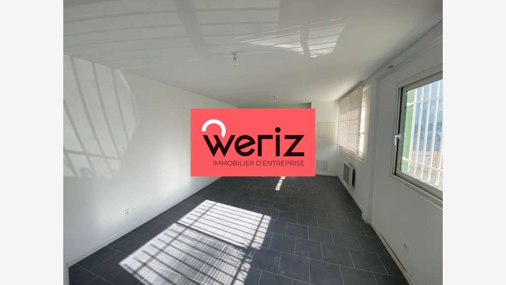 Situé dans un ensemble immobilier, fermé et sécuri