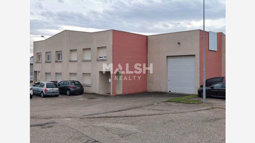 A louer local d'activités 230m² à Genas Empl Top