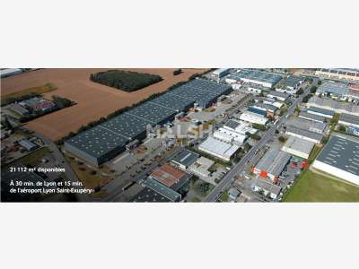 Locaux d'activités 21112m² avec quais à Genas
