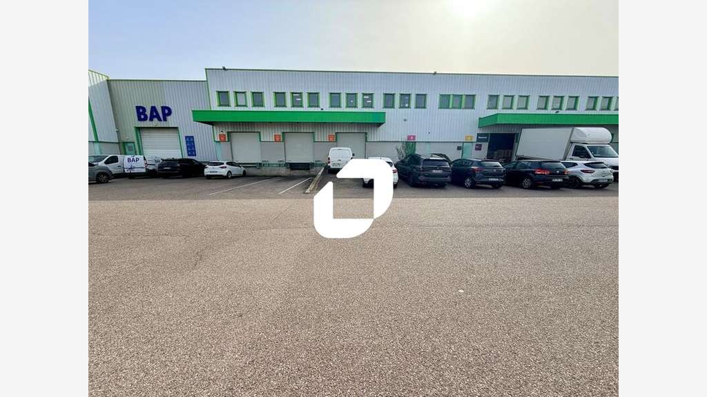 A louer Local d'activité 2208m² Genas
