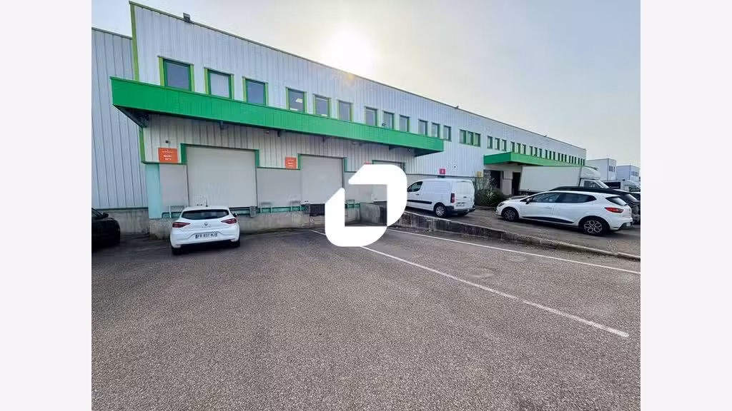 A louer Local d'activité 2208m² Genas