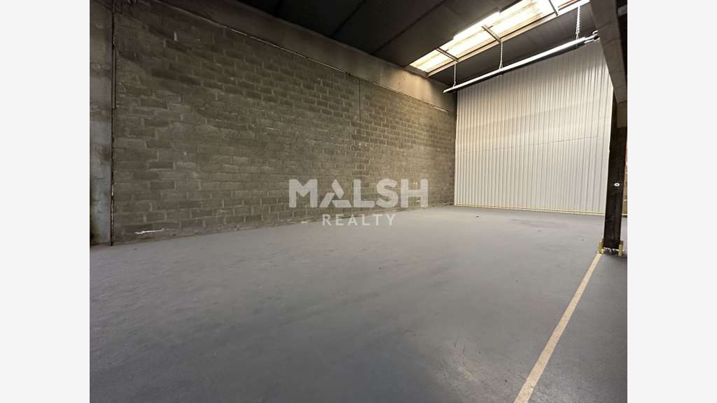 Local d'activités à louer 423m² à Genay proche A46