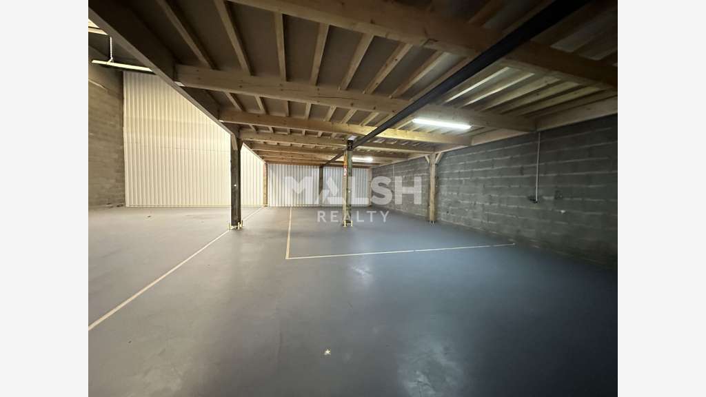 Local d'activités à louer 423m² à Genay proche A46