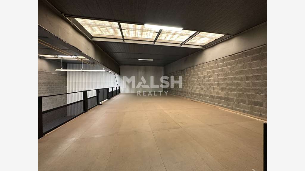 Local d'activités à louer 423m² à Genay proche A46