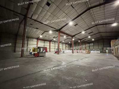 A louer locaux d'activités 2400m² à Geneston