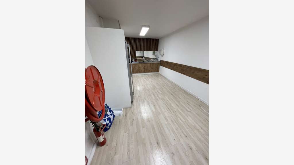 Lot d'activité 539m² à louer RER C Gennevilliers
