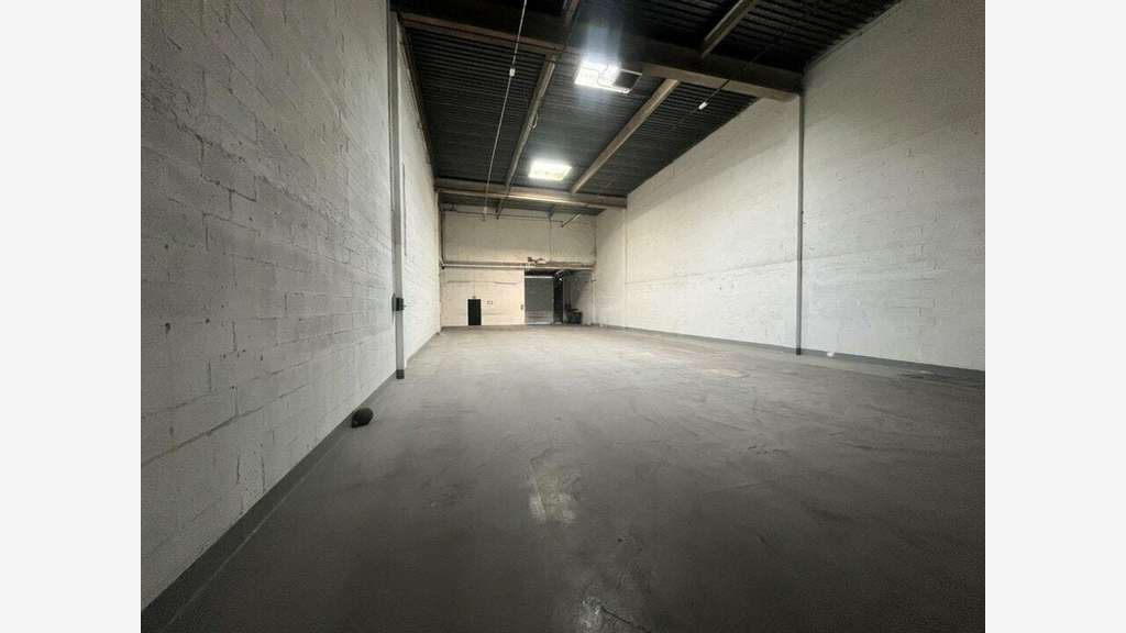 À louer local d'activités 493m² à Gennevilliers