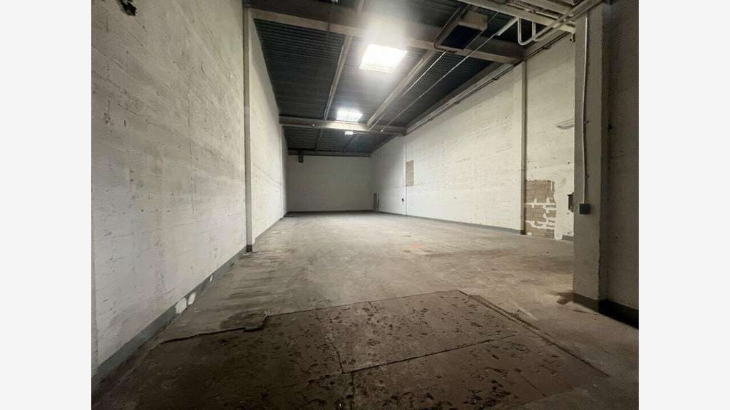 À louer local d'activités 493m² à Gennevilliers