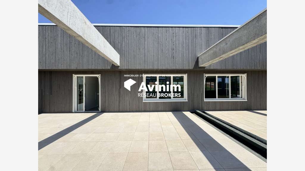 A louer local activités neuf 411m² à Gennevilliers