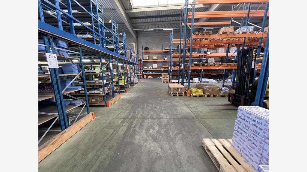 Loue 950m² d'activité Gennevilliers proche Qwartz