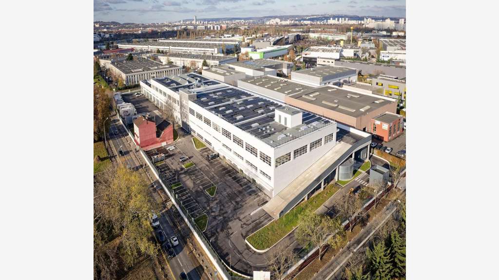 A louer local logistique 6300m² Gennevilliers A86