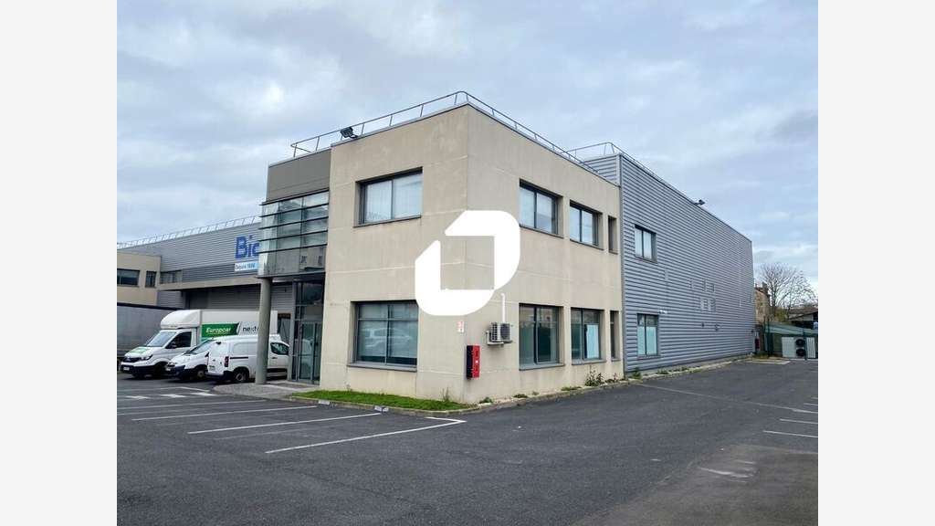 A louer Local d'activité 2244m² Gennevilliers