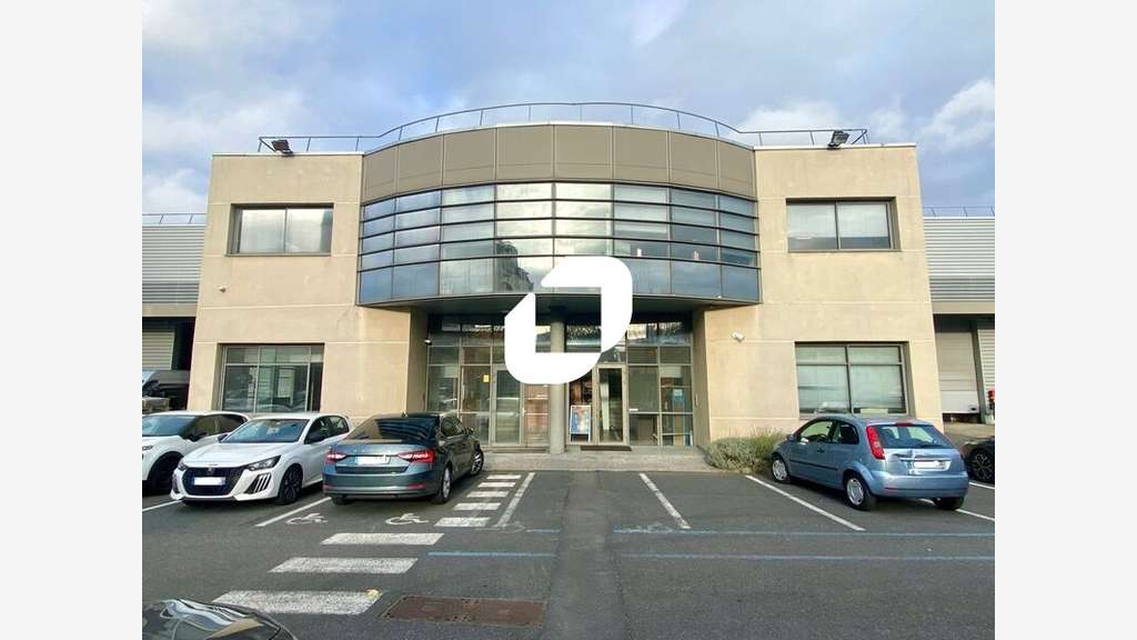 A louer Local d'activité 2244m² Gennevilliers