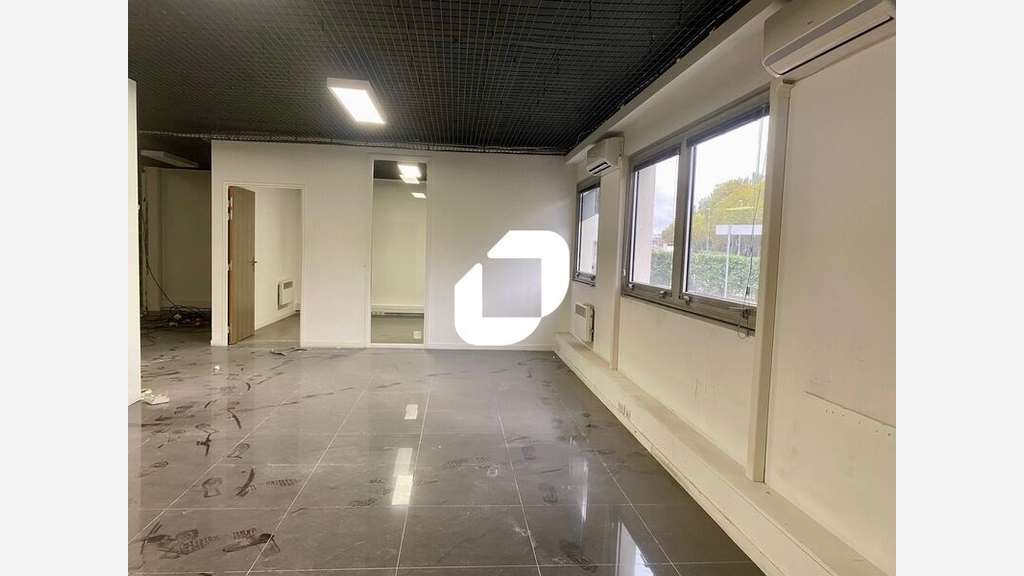A louer Local d'activité 539m² Gennevilliers