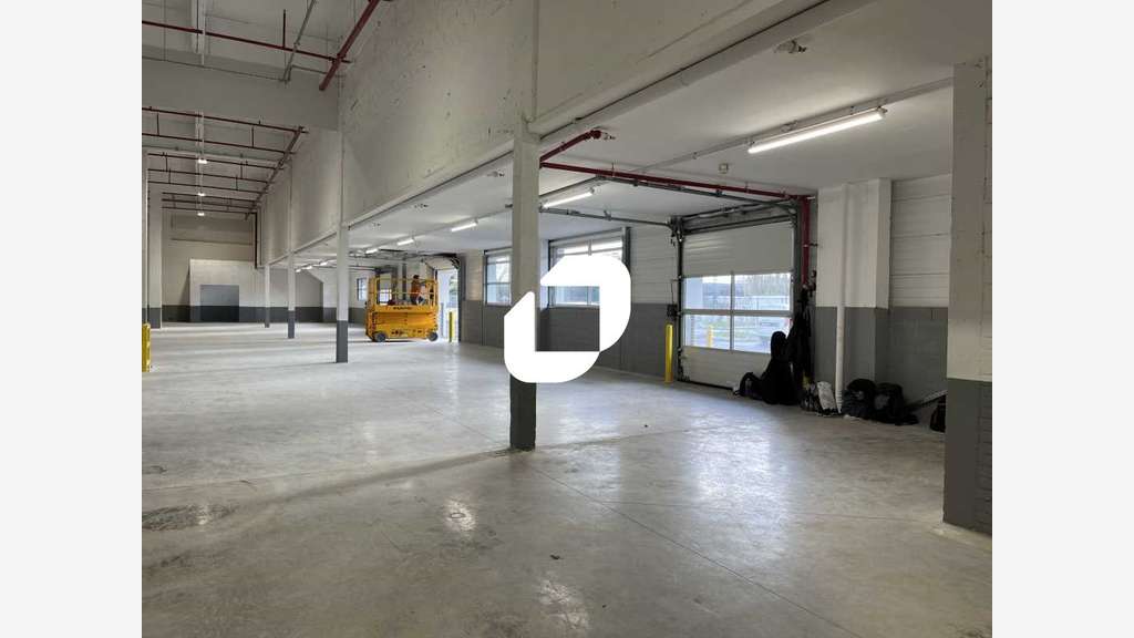 A louer Local d'activité 8241m² Gennevilliers