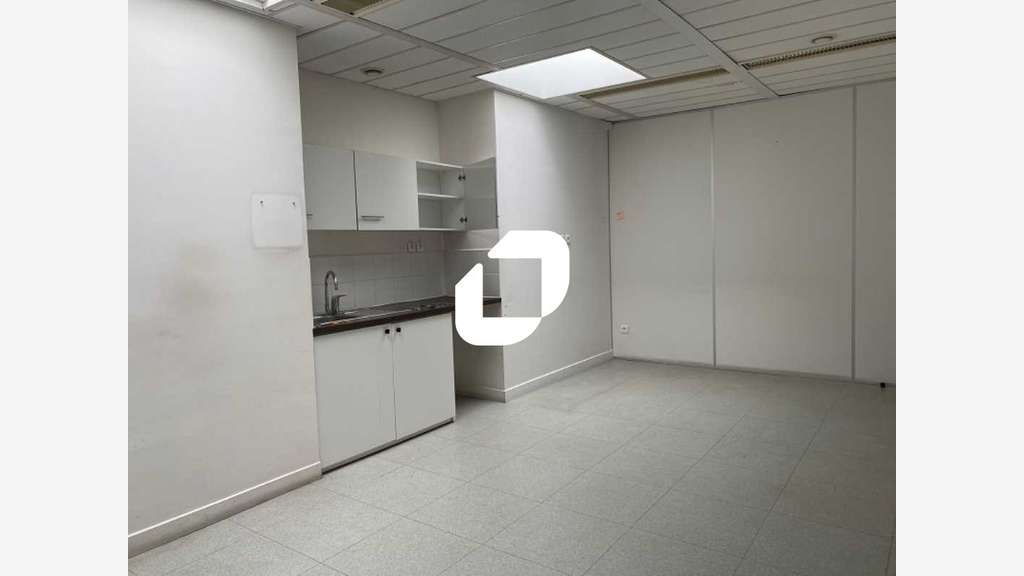 A louer Local d'activité 1021m² Gennevilliers