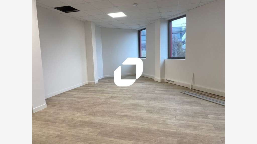 A louer Local d'activité 135m² Gennevilliers