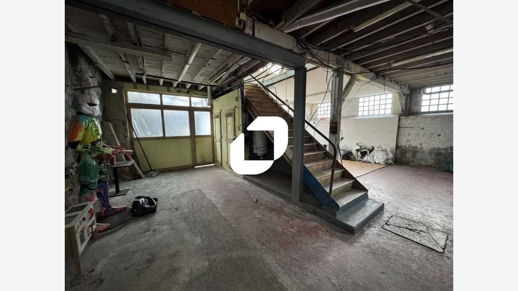 A louer Local d'activité 316m² Gentilly