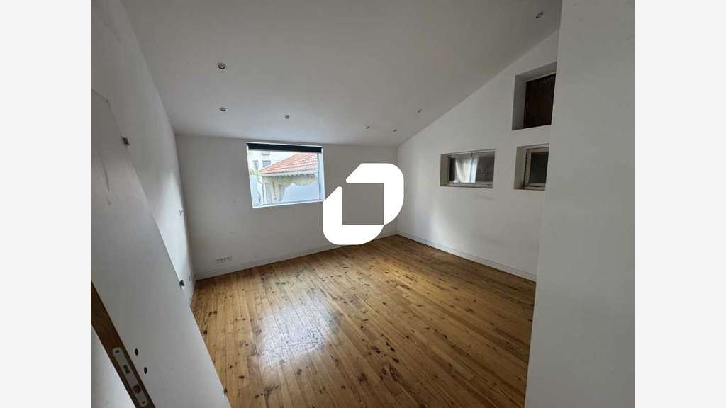 A louer Local d'activité 316m² Gentilly
