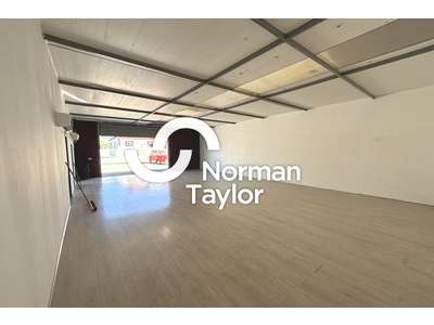 Location Locaux d'activités - Entrepôts à Gigean