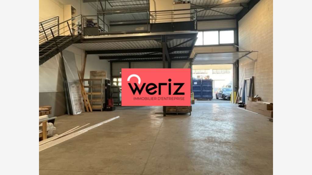 A louer local activité 347m² à Gignac-la-Nerthe