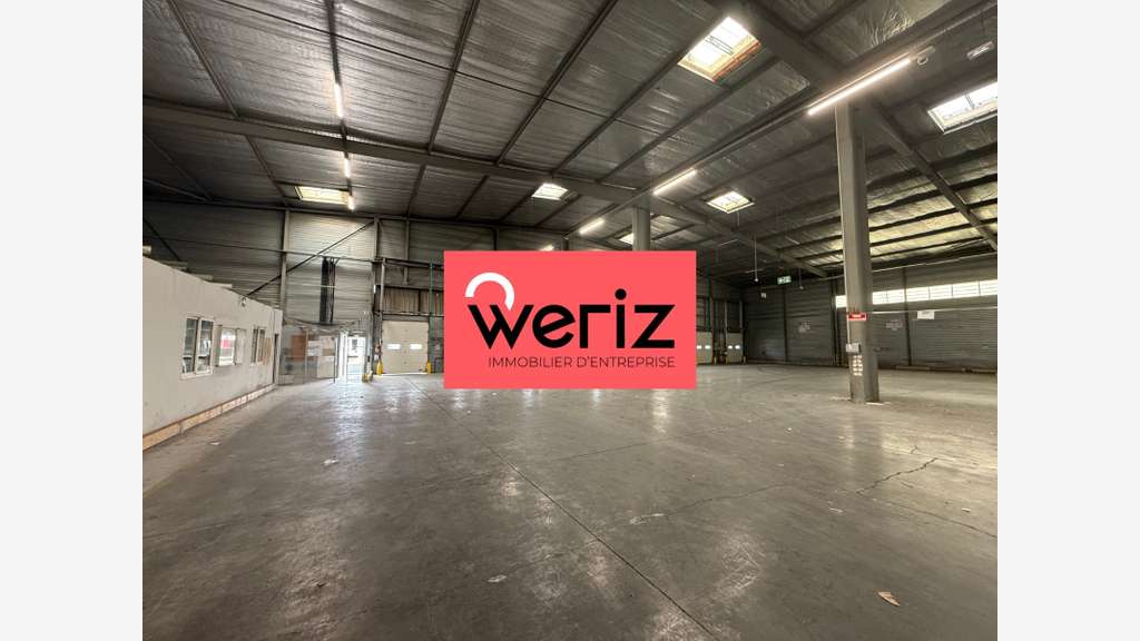 Location entrepôt 5600m² avec quais à Gignac 