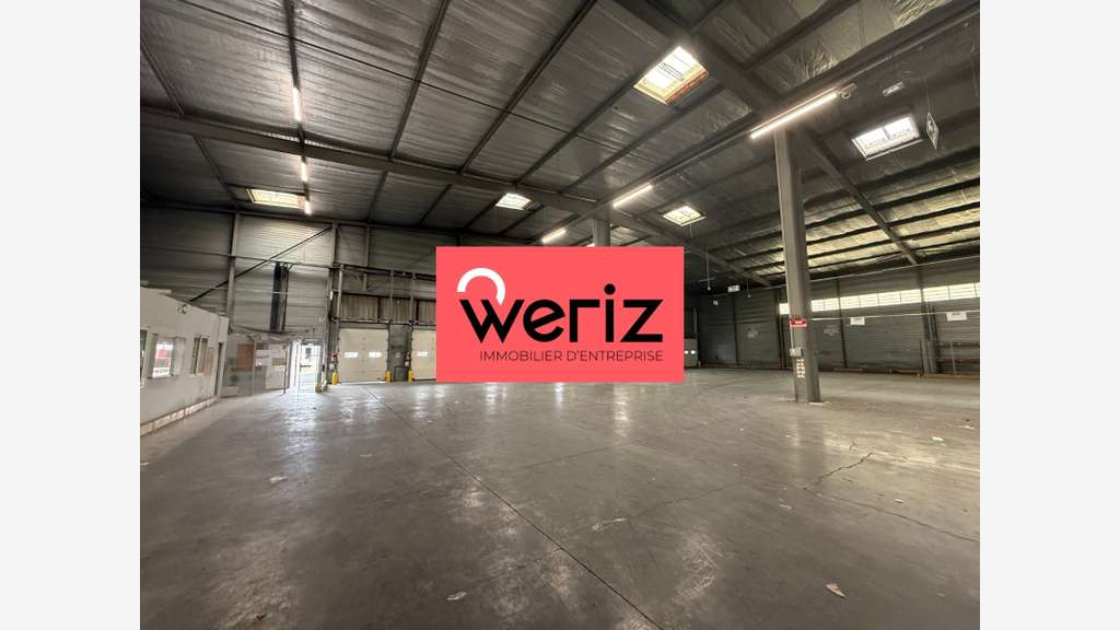 Location entrepôt 5600m² avec quais à Gignac 