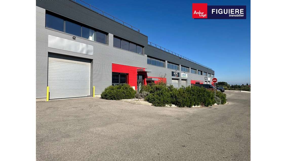 Locaux d'activités 139m² à louer Gignac-la-Nerthe