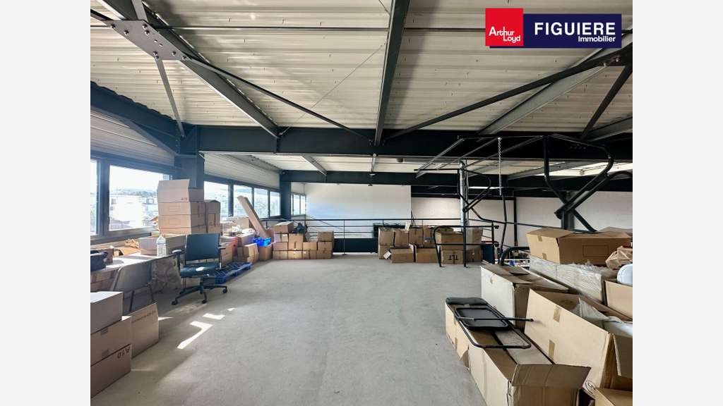 Locaux d'activités récents à louer sur Gignac