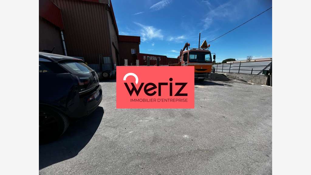 Locaux d'activité - entrepôt de 360 m² non divisib