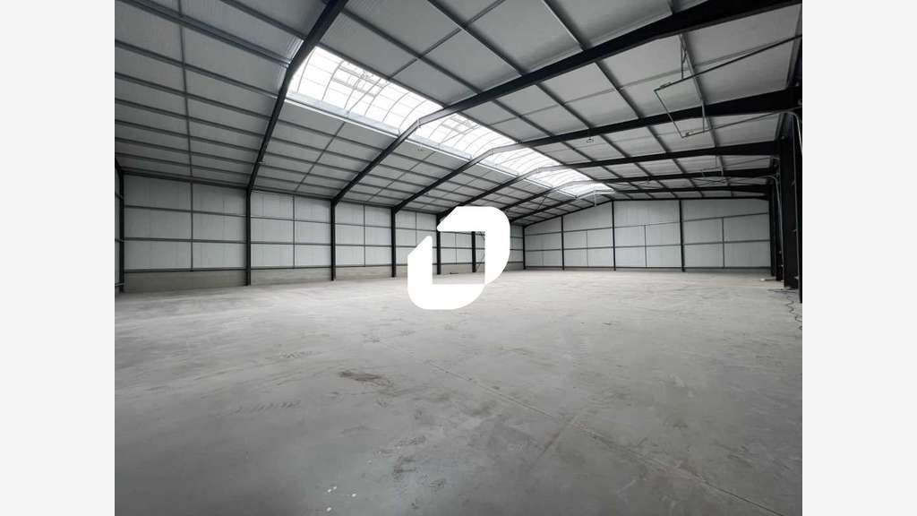 A louer Local d'activité 1278m² Gondecourt