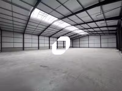 A louer Local d'activité 1278m² Gondecourt