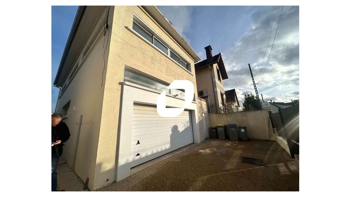 A louer Local d'activité 210m² Gonesse