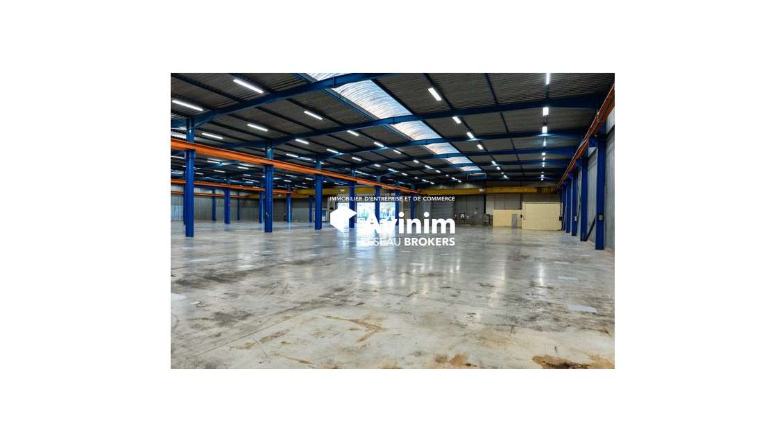 Actif logistique & industriel indépendant 3600m²