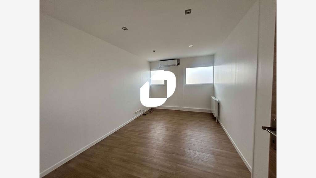 A louer Local d'activité 210m² Gonesse