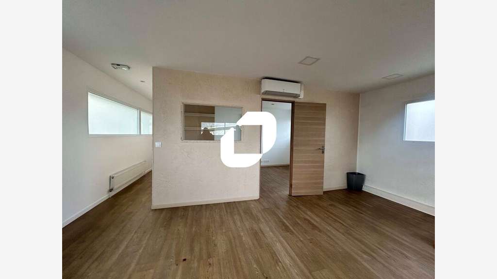 A louer Local d'activité 210m² Gonesse