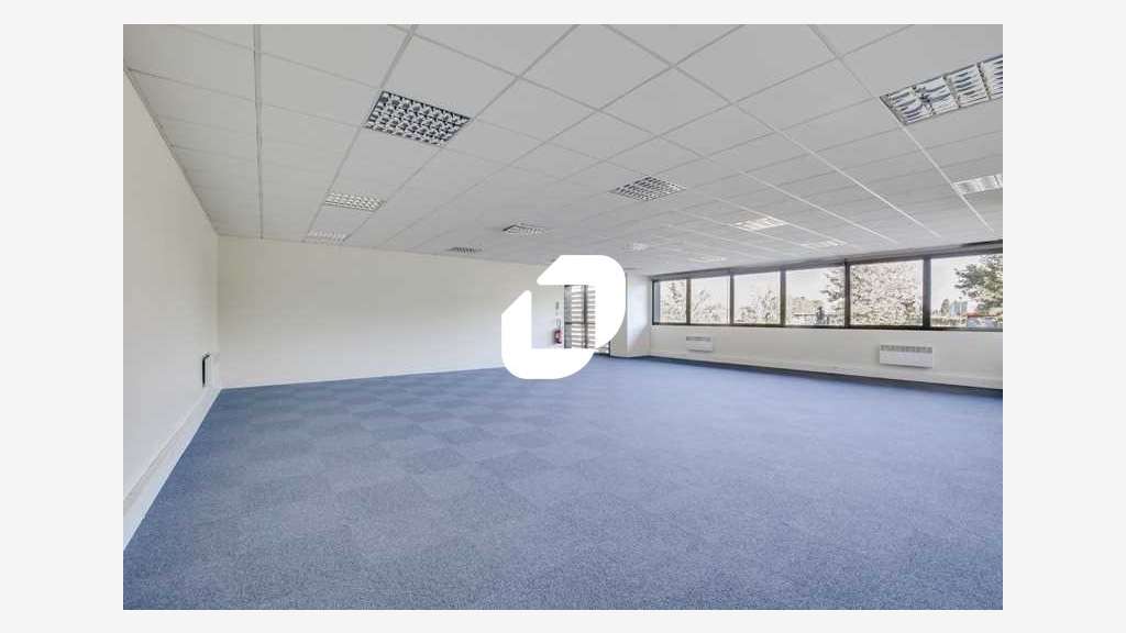 A louer Local d'activité 997m² Gonesse