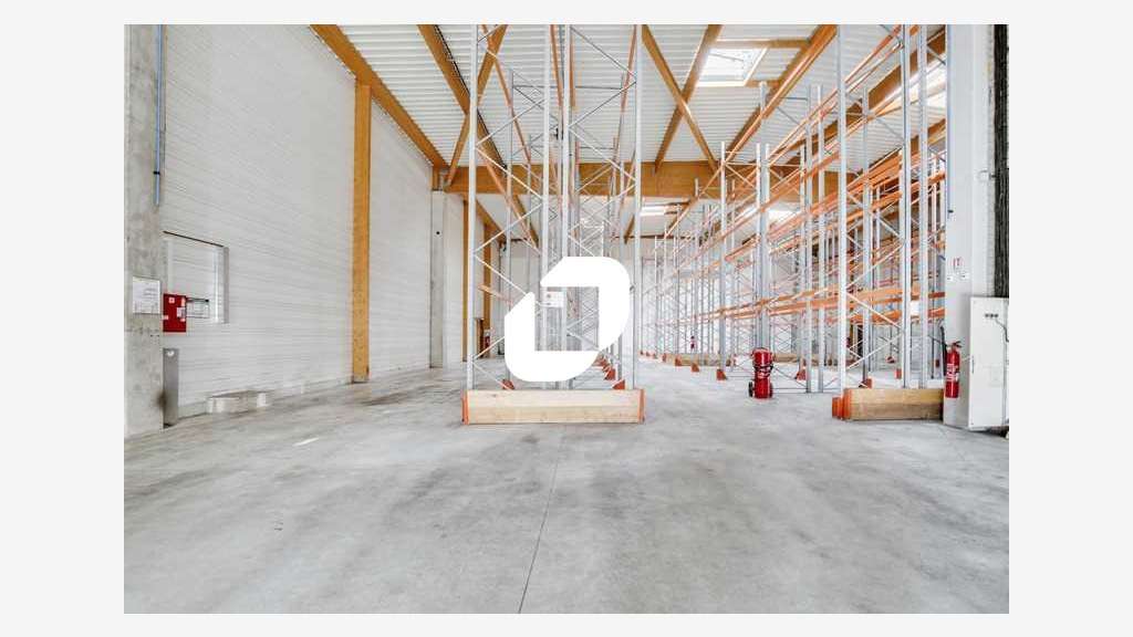 A louer Local d'activité 1242m² Gonesse