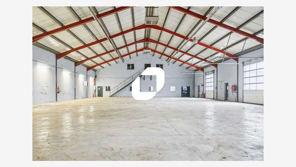 A louer Local d'activité 1316m² Gonesse