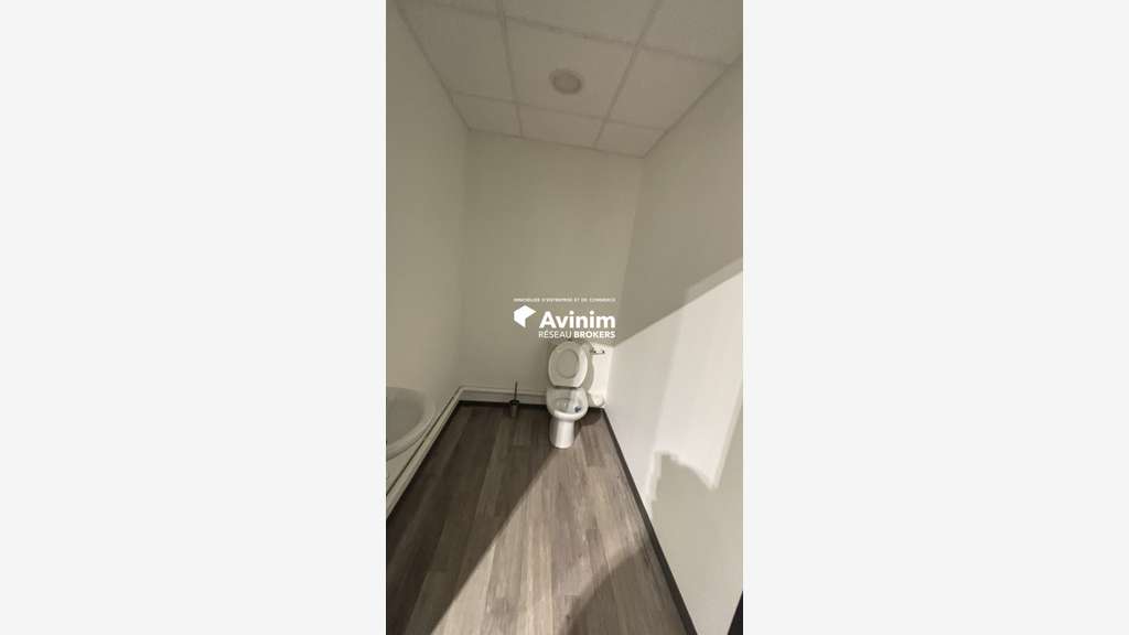Local d’activité 408m² à Gonfreville-l’Orcher