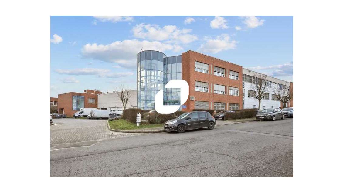 A louer Local d'activité 1184m² Goussainville