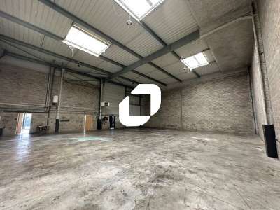 A louer Local d'activité 943m² Goussainville