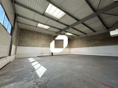 A louer Local d'activité 472m² Goussainville