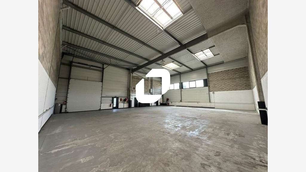 A louer Local d'activité 472m² Goussainville