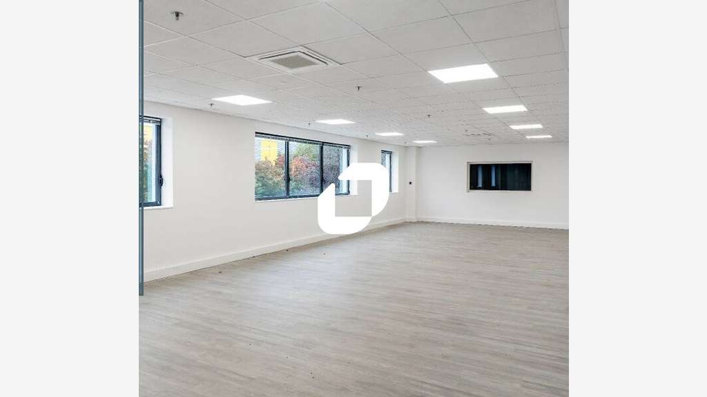 A louer Local d'activité 8115m² Goussainville