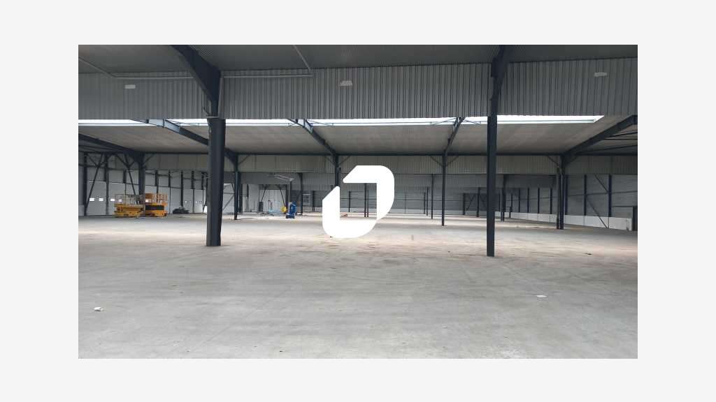 A louer Local d'activité 6972m² Goussainville