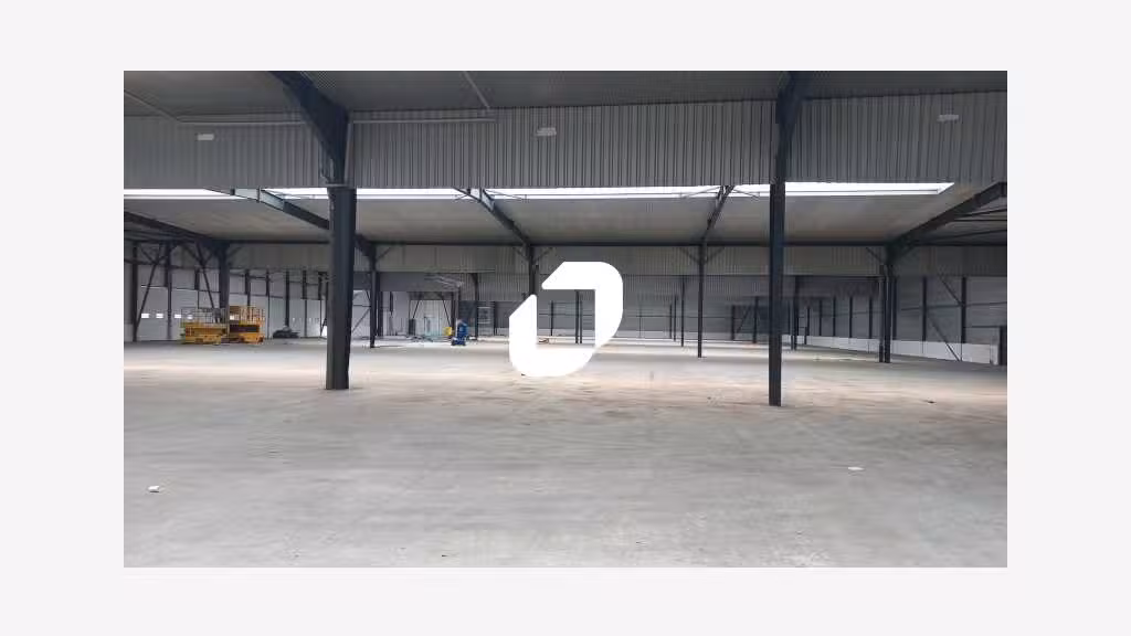 A louer Local d'activité 6972m² Goussainville
