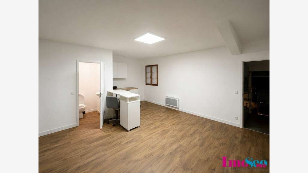 Local professionnel 98m² à louer à Gradignan