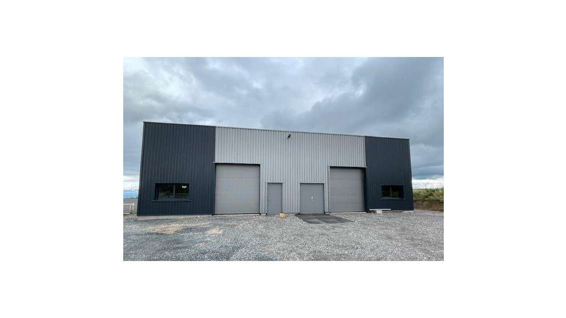 Location local d'activités de 180m² à Grammond